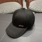 LV classic baseball cap, a versatile item that looks great no matter how you pair it (54)