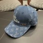 LV classic baseball cap, a versatile item that looks great no matter how you pair it (55)