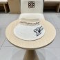 LV classic baseball cap, a versatile item that looks great no matter how you pair it (63)