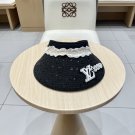 LV classic baseball cap, a versatile item that looks great no matter how you pair it (64)