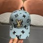 LV classic baseball cap, a versatile item that looks great no matter how you pair it (69)