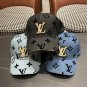 LV classic baseball cap, a versatile item that looks great no matter how you pair it (70)