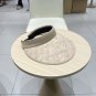 LV classic baseball cap, a versatile item that looks great no matter how you pair it (83)