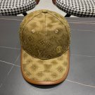 LV classic baseball cap, a versatile item that looks great no matter how you pair it (91)