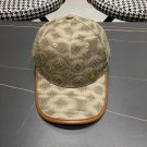 LV classic baseball cap, a versatile item that looks great no matter how you pair it (93)