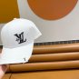 LV classic baseball cap, a versatile item that looks great no matter how you pair it (96)