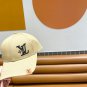 LV classic baseball cap, a versatile item that looks great no matter how you pair it (97)