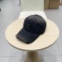 LV classic baseball cap, a versatile item that looks great no matter how you pair it (100)