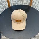 LV classic baseball cap, a versatile item that looks great no matter how you pair it (105)