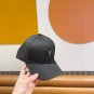 LV classic baseball cap, a versatile item that looks great no matter how you pair it (107)