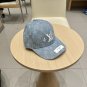 LV classic baseball cap, a versatile item that looks great no matter how you pair it (110)