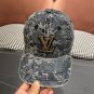 LV classic baseball cap, a versatile item that looks great no matter how you pair it (120)