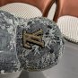 LV classic baseball cap, a versatile item that looks great no matter how you pair it (120)