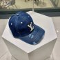 LV classic baseball cap, a versatile item that looks great no matter how you pair it (142)