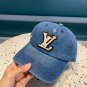 LV classic baseball cap, a versatile item that looks great no matter how you pair it (144)