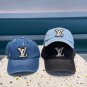 LV classic baseball cap, a versatile item that looks great no matter how you pair it (144)