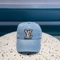 LV classic baseball cap, a versatile item that looks great no matter how you pair it (146)
