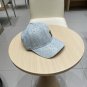 LV classic baseball cap, a versatile item that looks great no matter how you pair it (150)
