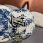 LV classic baseball cap, a versatile item that looks great no matter how you pair it (158)
