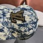 LV classic baseball cap, a versatile item that looks great no matter how you pair it (159)