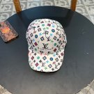 LV classic baseball cap, a versatile item that looks great no matter how you pair it (162)