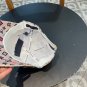 LV classic baseball cap, a versatile item that looks great no matter how you pair it (164)
