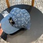LV classic baseball cap, a versatile item that looks great no matter how you pair it (179)
