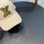 LV classic baseball cap, a versatile item that looks great no matter how you pair it (192)