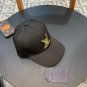 LV classic baseball cap, a versatile item that looks great no matter how you pair it (193)