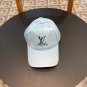 LV classic baseball cap, a versatile item that looks great no matter how you pair it (195)
