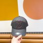 LV classic baseball cap, a versatile item that looks great no matter how you pair it (199)
