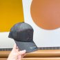 LV classic baseball cap, a versatile item that looks great no matter how you pair it (199)