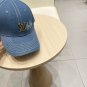 LV classic baseball cap, a versatile item that looks great no matter how you pair it (202)