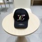 LV classic baseball cap, a versatile item that looks great no matter how you pair it (203)