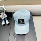 LV classic baseball cap, a versatile item that looks great no matter how you pair it (206)