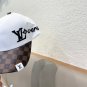 LV classic baseball cap, a versatile item that looks great no matter how you pair it (209)
