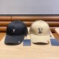 LV classic baseball cap, a versatile item that looks great no matter how you pair it (223)