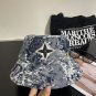 LV classic baseball cap, a versatile item that looks great no matter how you pair it (225)
