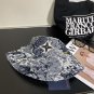 LV classic baseball cap, a versatile item that looks great no matter how you pair it (225)