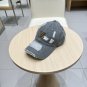 LV classic baseball cap, a versatile item that looks great no matter how you pair it (226)
