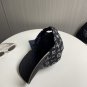 LV classic baseball cap, a versatile item that looks great no matter how you pair it (231)
