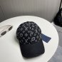 LV classic baseball cap, a versatile item that looks great no matter how you pair it (231)