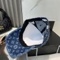 LV classic baseball cap, a versatile item that looks great no matter how you pair it (234)