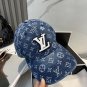 LV classic baseball cap, a versatile item that looks great no matter how you pair it (234)