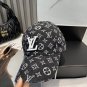 LV classic baseball cap, a versatile item that looks great no matter how you pair it (235)