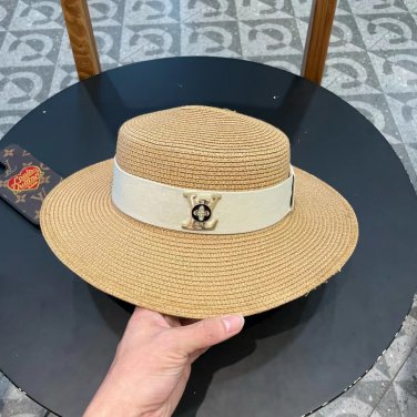 LV's 2025 new resort-style straw hat, a must-have for travel, super easy to match (6)
