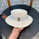 LV's 2025 new resort-style straw hat, a must-have for travel, super easy to match (7)