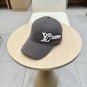 lv's new spring and summer all-season versatile baseball cap (3)