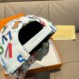 The new original single baseball cap of LV, with silk-screened letters (5)