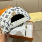 The new original single baseball cap of LV, with silk-screened letters (3)